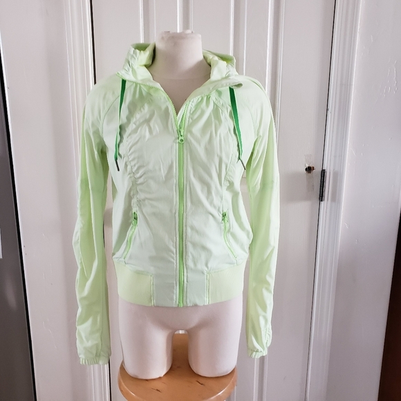 LULULEMON Athletica Neon Green Hooded Jacket 6 - Picture 1 of 5